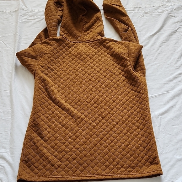 Nomad Women's Quilted Brown Hoodie - Picture 4 of 4